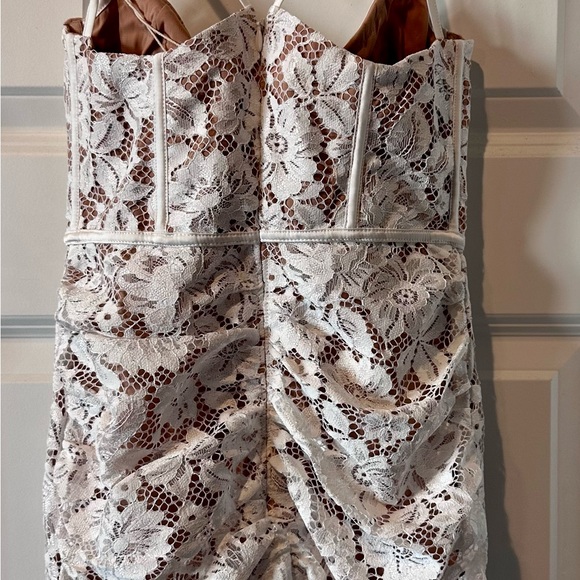 For love of Lemons, size XS, never worn with tags, white lace overlay - Picture 6 of 16